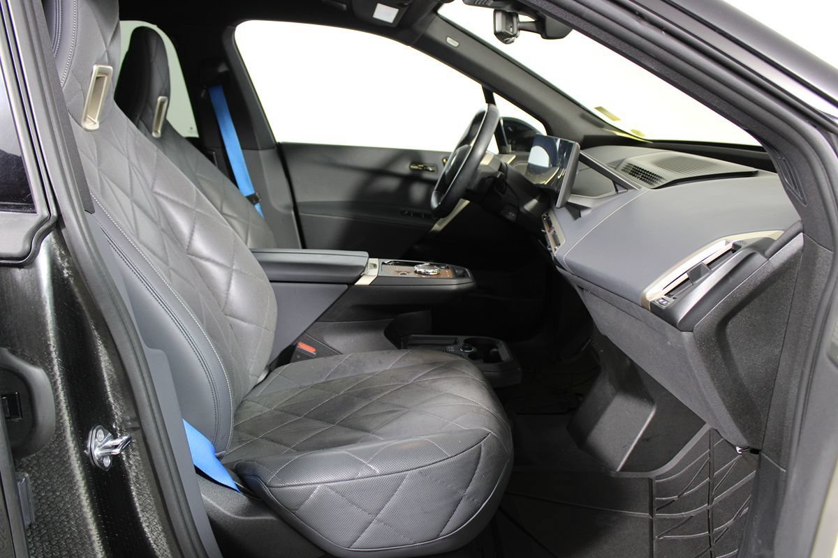 Used 2023 BMW iX M60 w/ Executive Package AWD/4WD image 10
