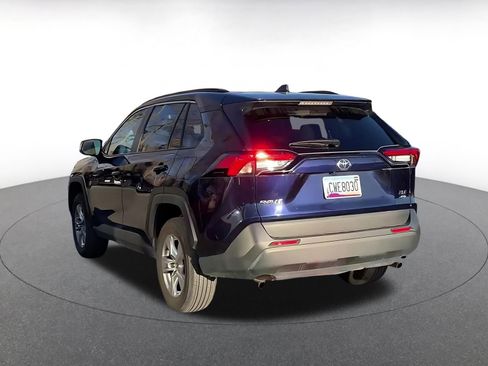 Used 2025 Toyota RAV4 XLE w/ Convenience Package image 11