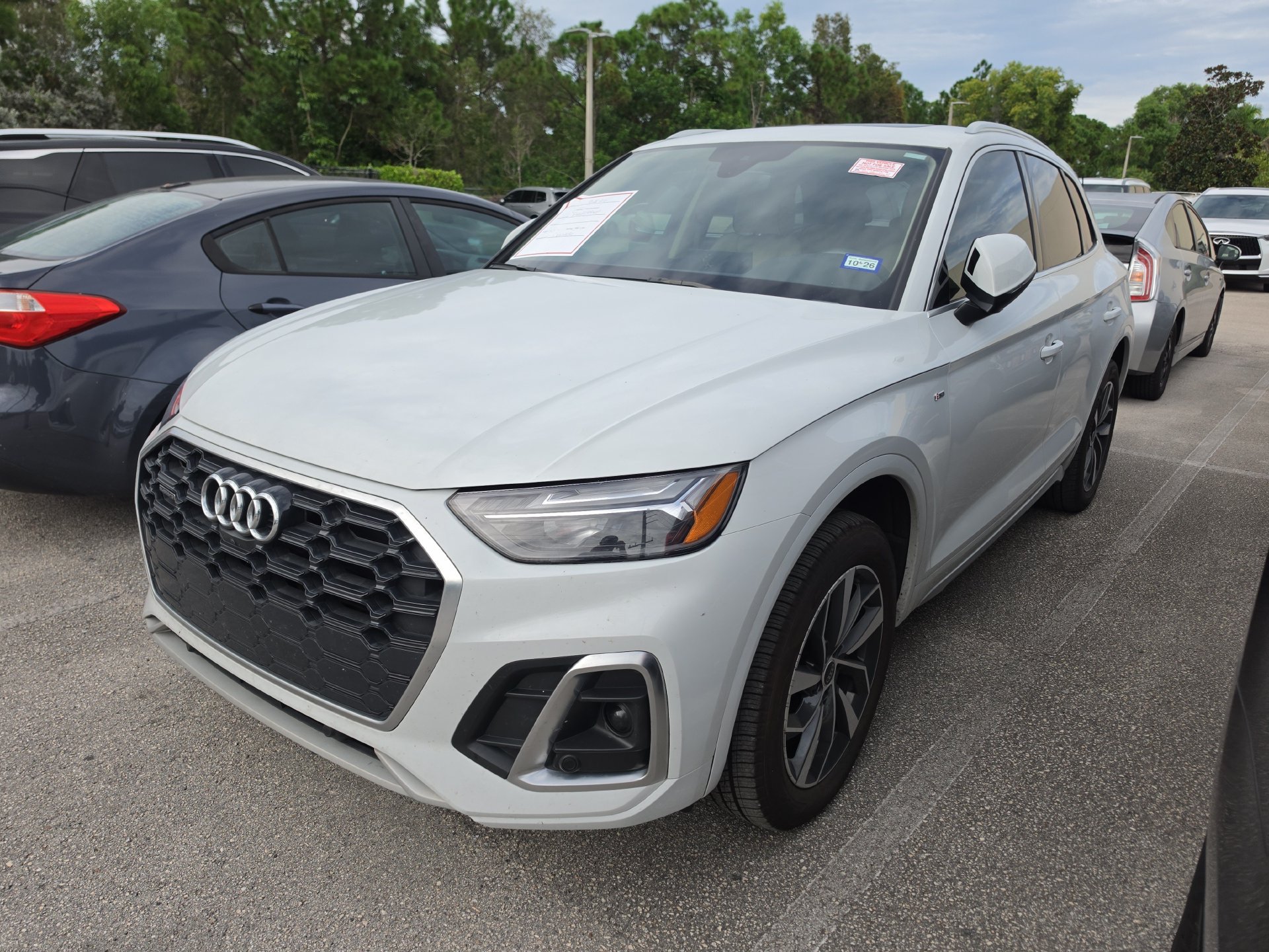 Used 2023 Audi Q5 2.0T Premium Plus w/ Premium Plus Package AWD/4WD image 3