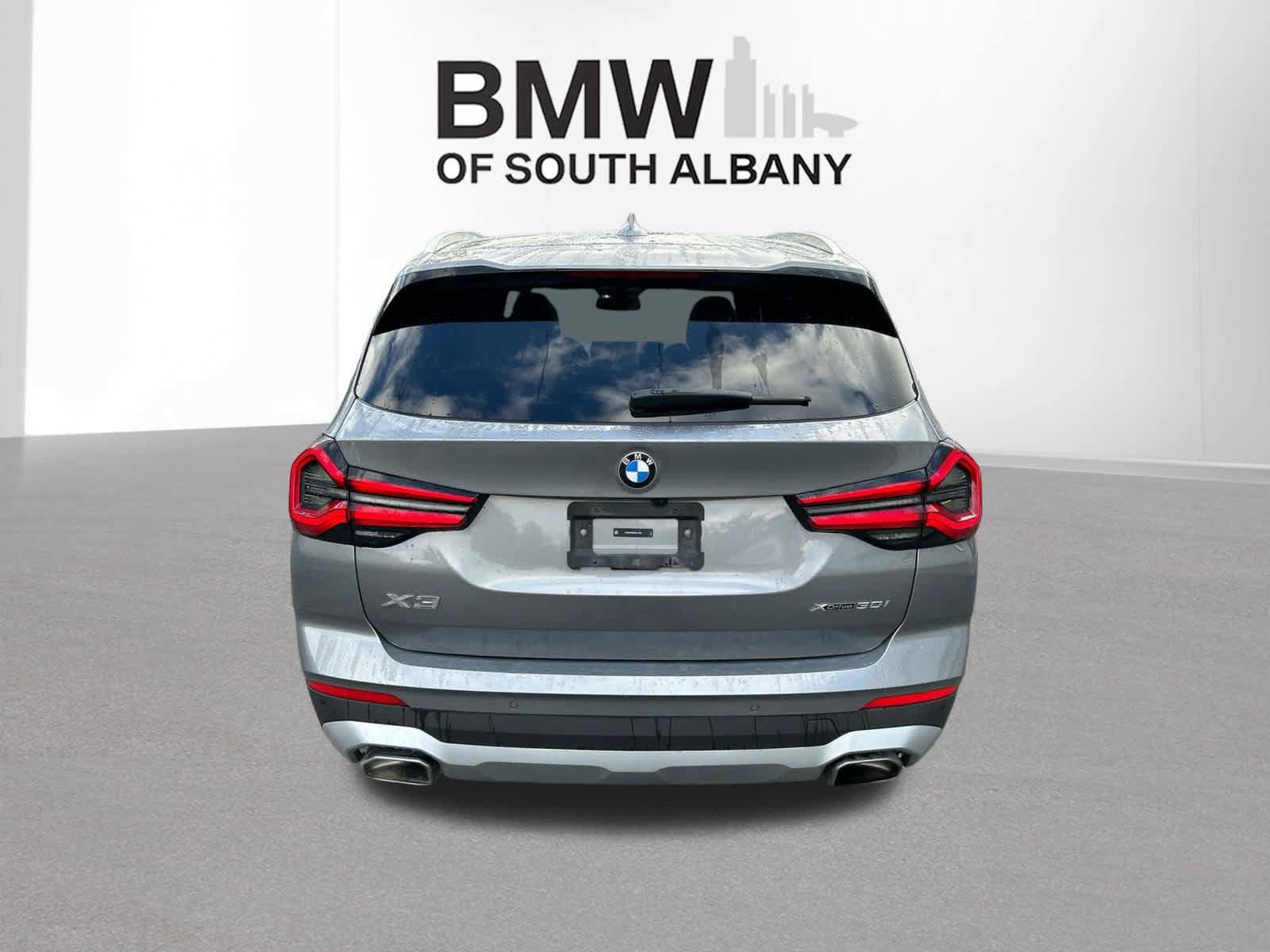 Used 2024 BMW X3 xDrive30i w/ Premium Package AWD/4WD image 4