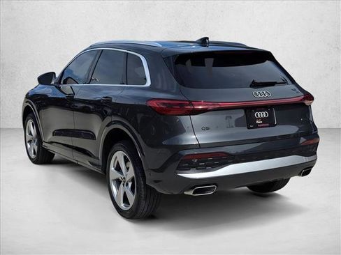 Used 2025 Audi Q5 Premium w/ Premium Plus AWD/4WD image 7