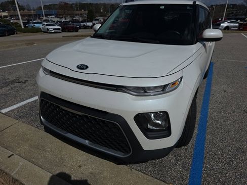 Used 2021 Kia Soul LX image 4