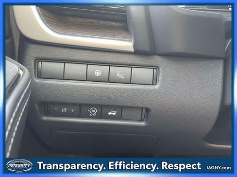 Used 2025 Nissan Rogue Platinum w/ Tech Package AWD/4WD image 21