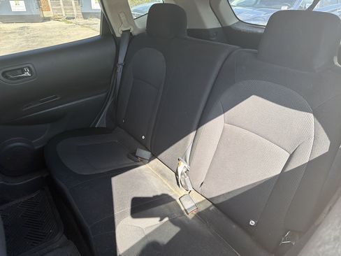 Used 2012 Nissan Rogue S w/ Special Edition Pkg FWD image 11