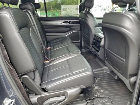 Used 2022 Jeep Wagoneer Series I image 9