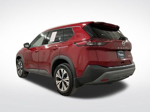 Used 2021 Nissan Rogue SV w/ Premium Package AWD/4WD image 2