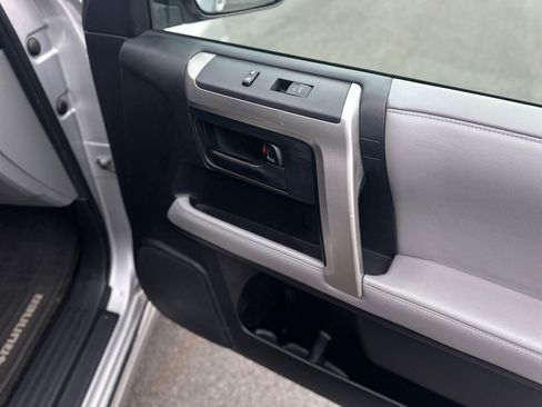 Used 2011 Toyota 4Runner SR5 image 22