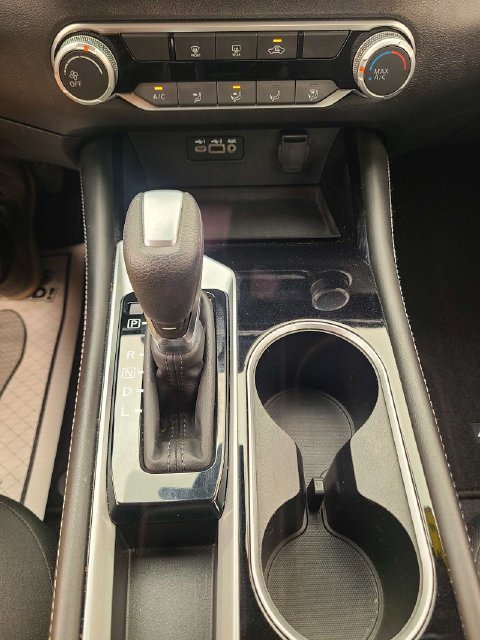Used 2023 Nissan Altima 2.5 SV FWD image 29