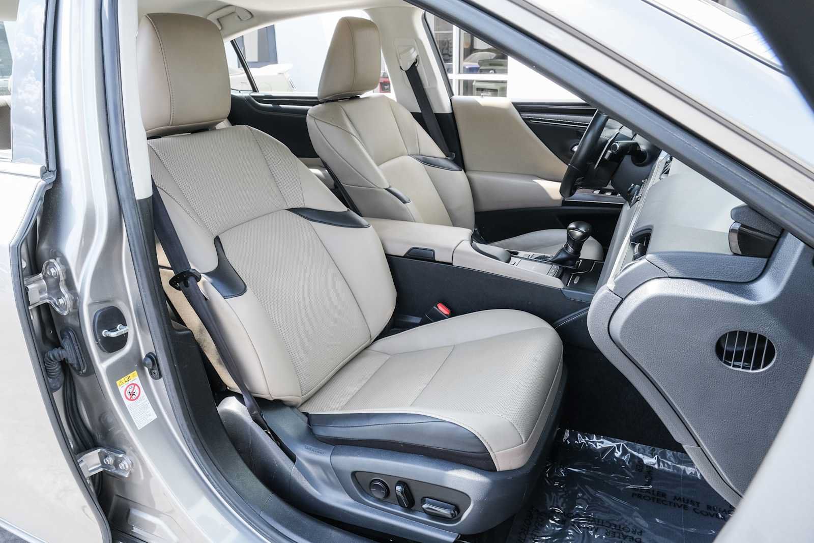 Used 2019 Lexus ES 350 w/ Premium Package FWD image 27