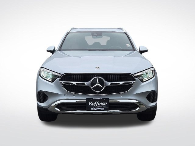 Used 2024 Mercedes-Benz GLC 300 4MATIC w/ Advanced USB Package image 3