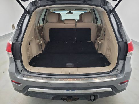 Used 2016 Nissan Pathfinder SL w/ SL Premium Package AWD/4WD image 29