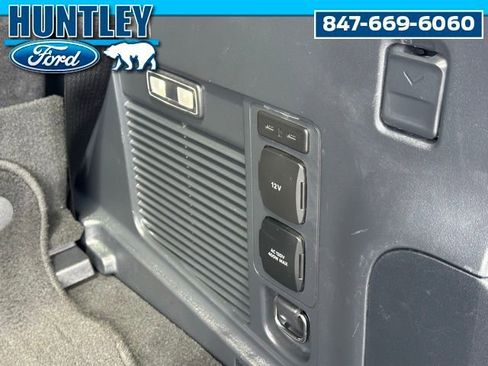 Used 2025 Ford Expedition Active AWD/4WD image 16