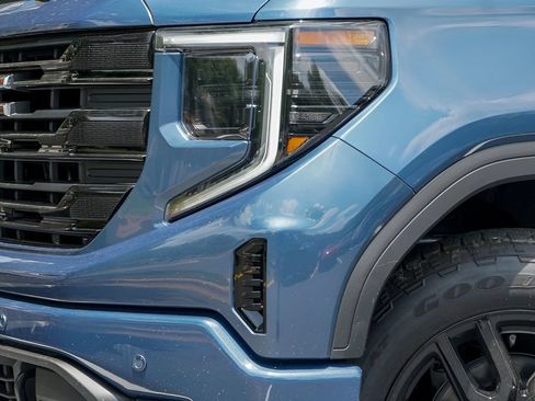 New 2026 GMC Sierra 1500 Elevation w/ Elevation Premium Package AWD/4WD image 3