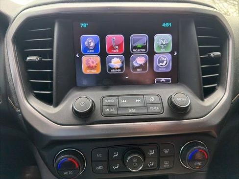 Used 2017 GMC Acadia SLT image 22