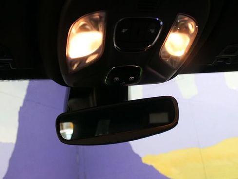 Used 2023 Jeep Compass Limited w/ Sun and Sound Group AWD/4WD image 20