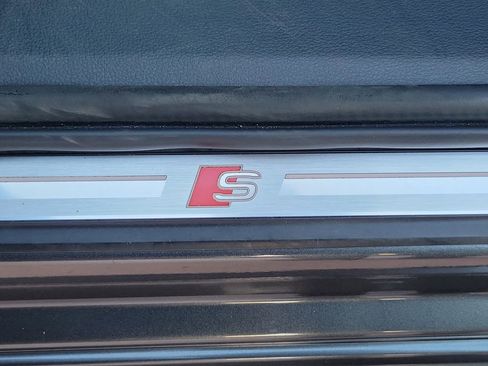 Used 2024 Audi A6 Premium Plus image 16