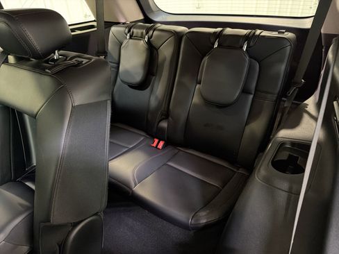 Used 2024 Lincoln Aviator 2WD image 24