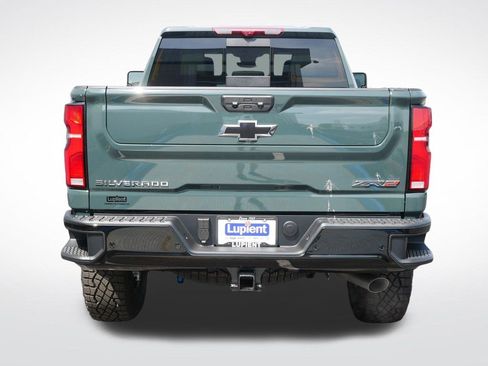 New 2026 Chevrolet Silverado 2500 ZR2 AWD/4WD image 5