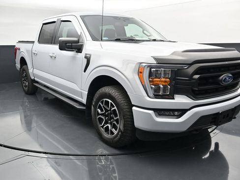 Used 2022 Ford F150 XLT w/ Equipment Group 302A High AWD/4WD image 2