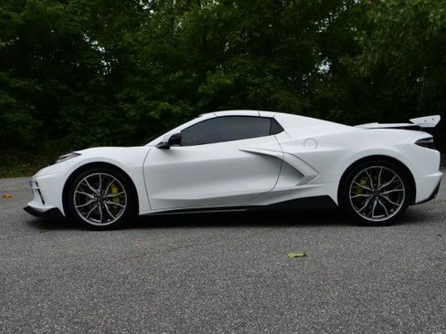 Used 2023 Chevrolet Corvette Convertible 3LT / Z51 Performa w/ Z51 Performance Package image 37