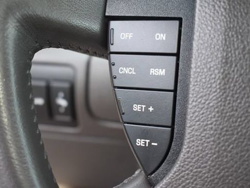 Used 2009 Ford Taurus Limited AWD/4WD image 26