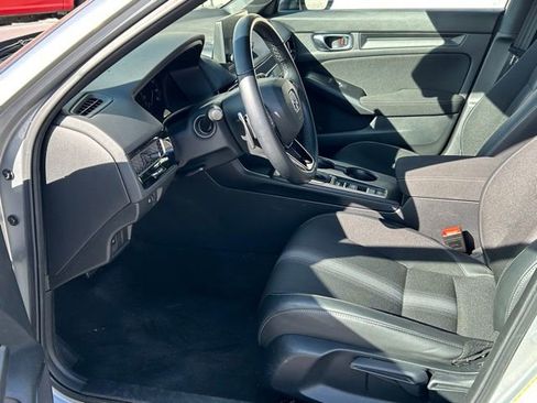 Used 2025 Honda Civic Sport image 17