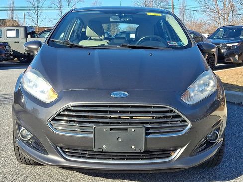 Used 2017 Ford Fiesta Titanium image 2
