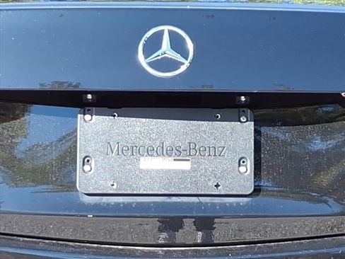 Used 2023 Mercedes-Benz C 300 4MATIC Sedan image 7