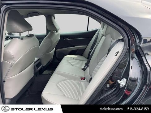 Used 2022 Toyota Camry SE AWD/4WD image 16