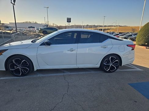 Used 2024 Nissan Altima 2.5 SR image 7