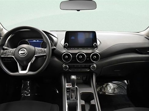 Used 2024 Nissan Sentra SV image 8