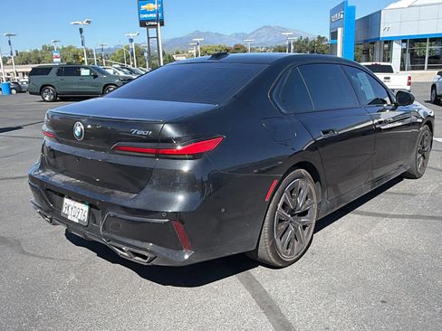 Used 2023 BMW 760i xDrive w/ Executive Package AWD/4WD image 5