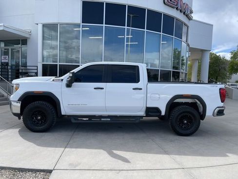 Used 2023 GMC Sierra 2500 Pro w/ Convenience Package AWD/4WD image 4