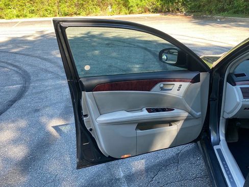 Used 2012 Toyota Avalon Limited FWD image 14