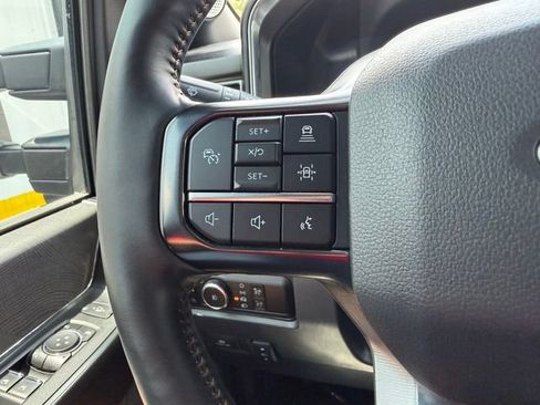 Used 2023 Ford F450 Platinum w/ FX4 Off-Road Package AWD/4WD image 15
