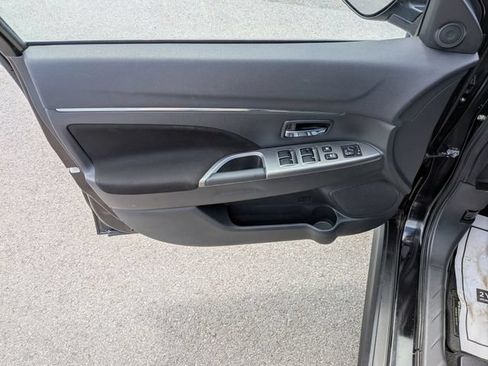 Used 2021 Mitsubishi Outlander Sport SE AWD/4WD image 6