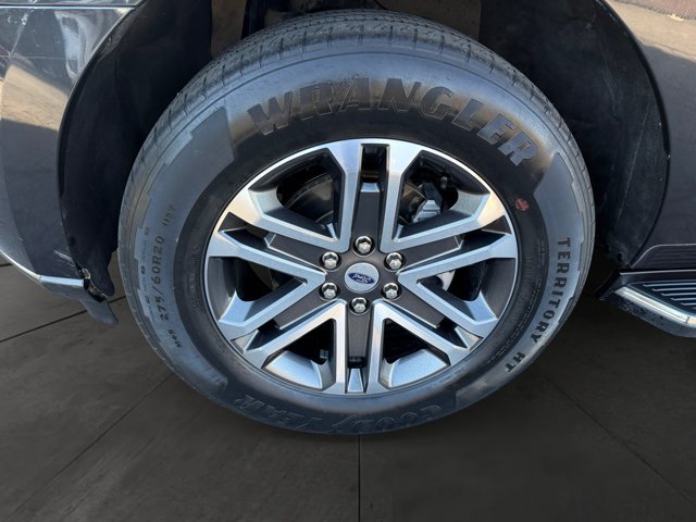 Used 2022 Ford Expedition Max XLT AWD/4WD image 9