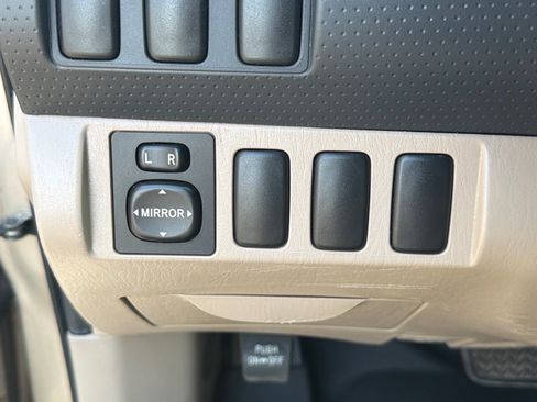 Used 2008 Toyota Tacoma 2WD Access Cab image 16