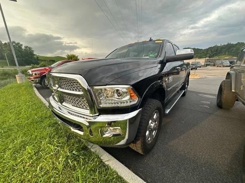 Used 2015 RAM 2500 Laramie w/ Convenience Group AWD/4WD image 10