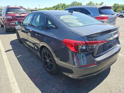 Used 2024 Honda Civic Sport image 6