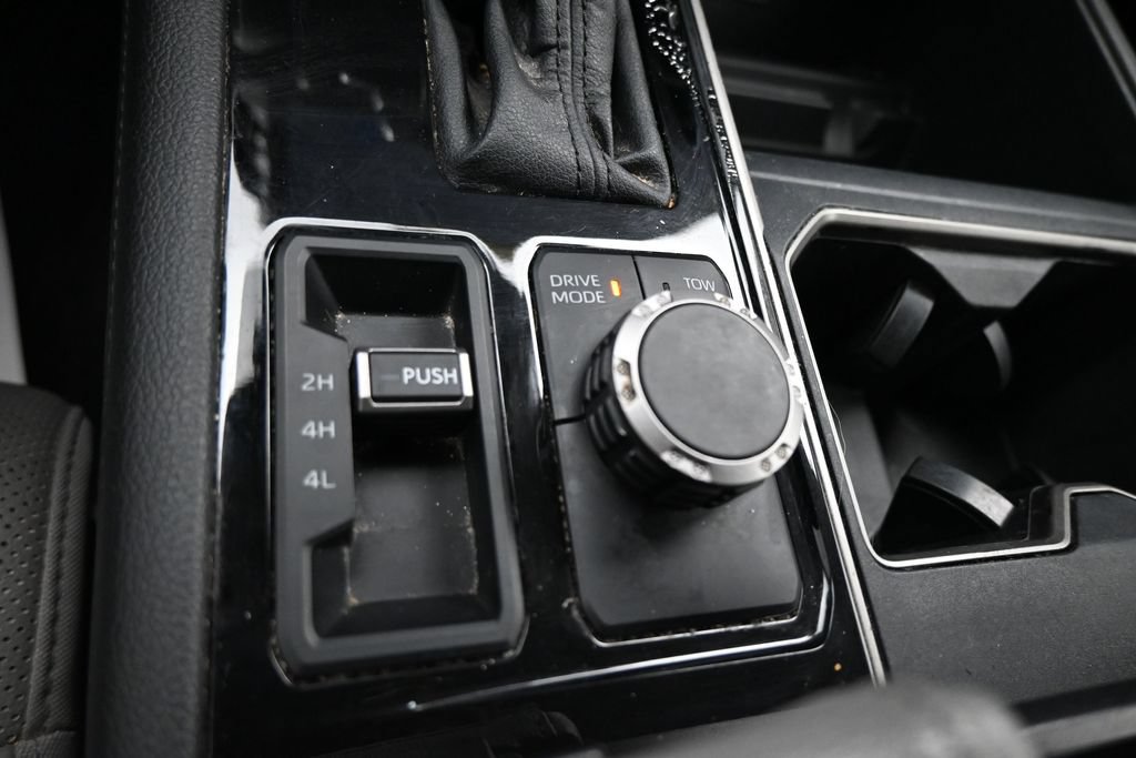 Used 2023 Toyota Tundra Limited AWD/4WD image 22