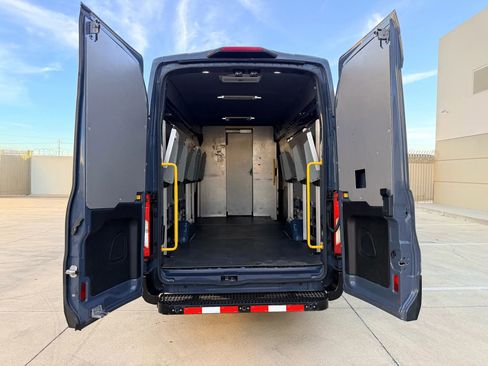 Used 2019 Ford Transit 250 148 High Roof Extended RWD image 12