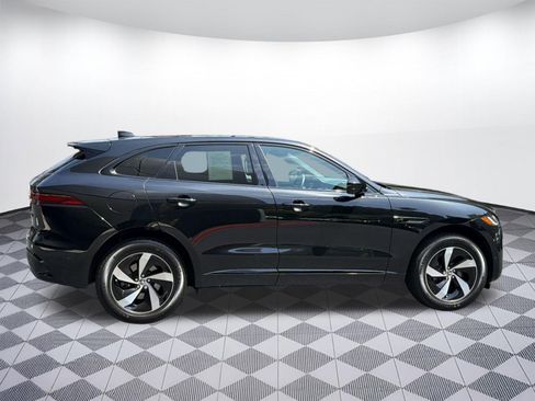 Used 2026 Jaguar F-PACE R-Dynamic S AWD/4WD image 8