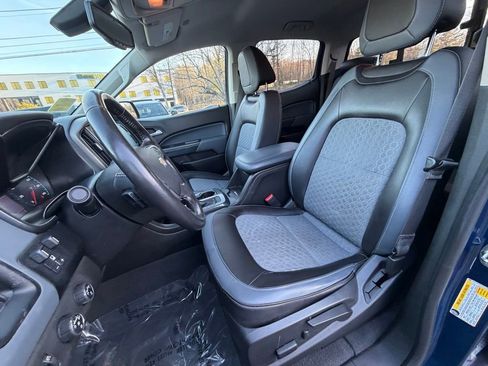 Used 2019 Chevrolet Colorado Z71 AWD/4WD image 19