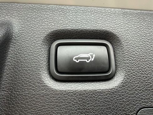 Used 2022 Hyundai Santa Fe Calligraphy AWD/4WD image 25