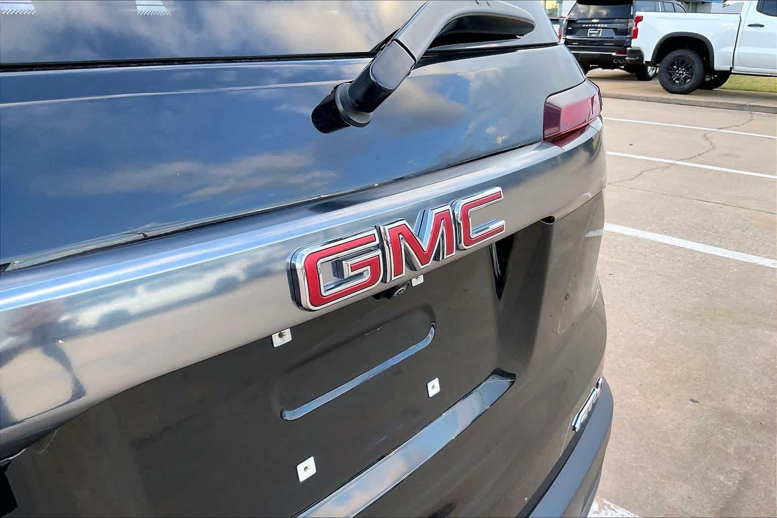 Used 2023 GMC Acadia AT4 w/ Technology Package AWD/4WD image 28
