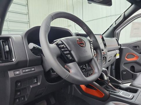New 2026 Nissan Frontier PRO-4X w/ Pro Premium Package AWD/4WD image 18
