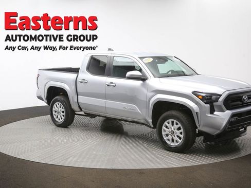 Used 2024 Toyota Tacoma SR5 RWD image 47