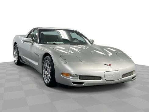 Used 2001 Chevrolet Corvette Z06 w/ Memory Pkg RWD image 1