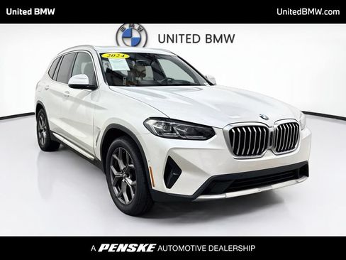 Certified 2024 BMW X3 sDrive30i w/ Premium Package RWD image 3